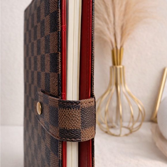 Brown Checkered A5 Planner with RED INTERIOR - Picture 4 of 15